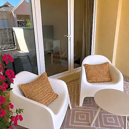 Alojamento de Acomodação e Pequeno-almoço Natural And Private Access 3*